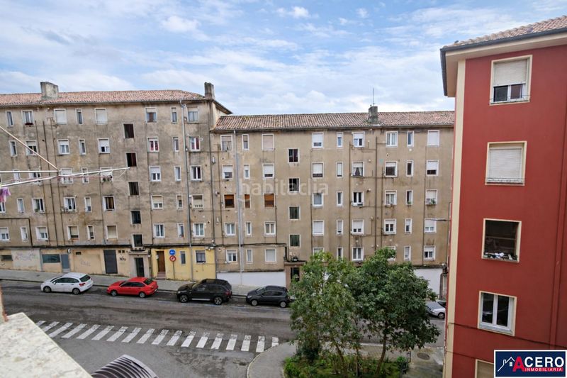 Foto a375716c-e4c7-4d6a-afff-6cb84acdc76c. Pis a Cuatro Caminos Santander