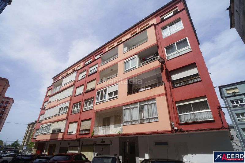 Foto b49a5823-c0c9-4638-a74c-0532b2a3fa4a. Piso  3 dormitorios con ascensor en Los Castros Santander