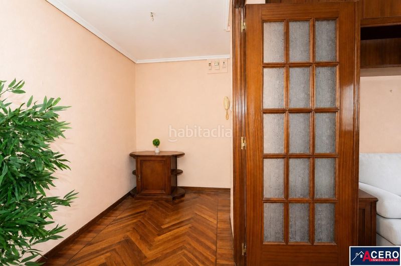 Foto f000d468-da0e-4610-9dea-21f9266328f7. Pis amb calefacció a Centro - Ayuntamiento Santander