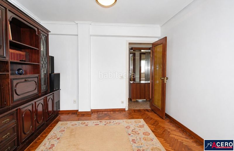 Foto e0a88b24-8136-45fd-ba73-e9e6c89c9f3c. Flat with heating in General Dávila Santander