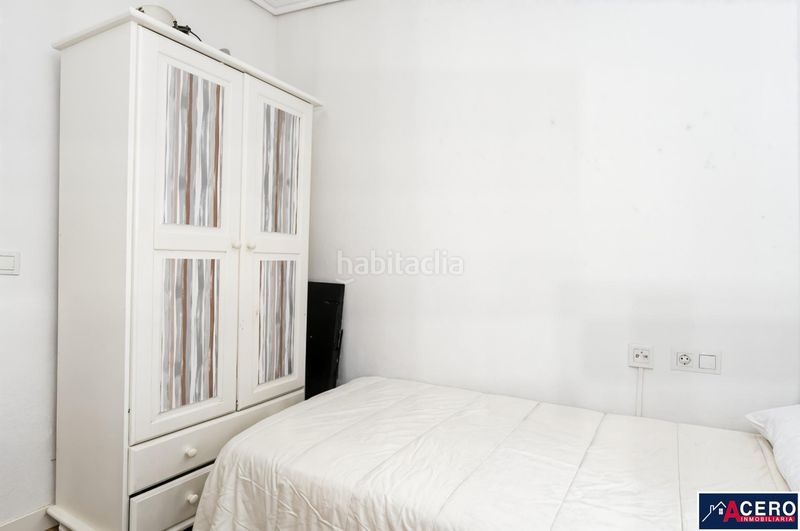 Foto c120fa45-3699-49d5-9f7a-f5e402639fc4. Pis amb calefacció a Los Castros Santander