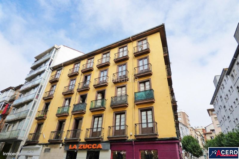 Foto 75d4dc72-efd9-4e64-ac7e-51772bbc3228. Pis a Centro - Ayuntamiento Santander