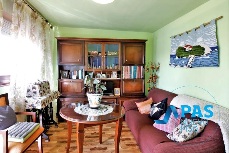 Foto 32022713-ca5e-4f4b-a87a-b516a7a402bb. Casa amb aparcament a Alisal - San Román Santander