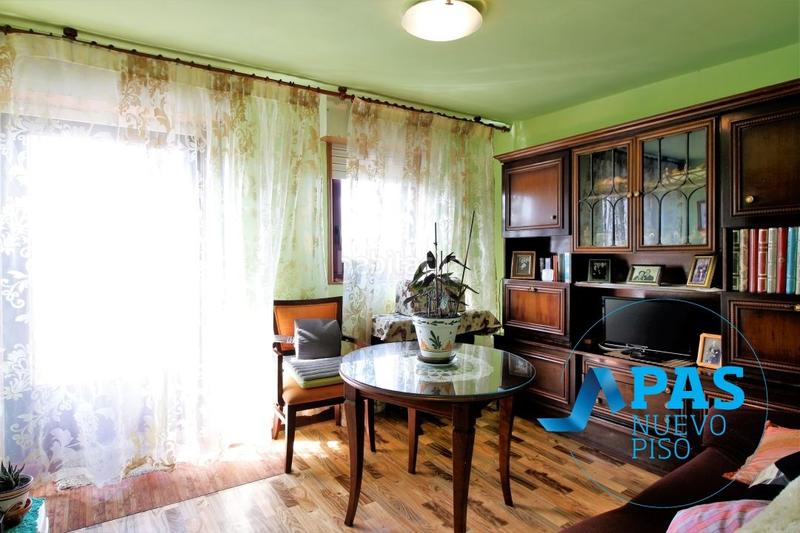 Foto 6bf9e29a-8179-42fa-a769-582b9e871933. Casa amb aparcament a Alisal - San Román Santander