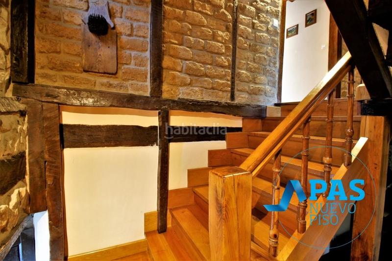 Foto 1a4a09f1-b057-4c23-aaa0-e219c05b5f1e. Casa próxima a potes impresionante casona lebaniega en Camaleño