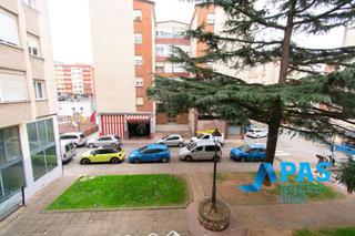 Pis  Avenida de bilbao. Estupendo piso con terraza de 3 habitaciones en la mejor calle d