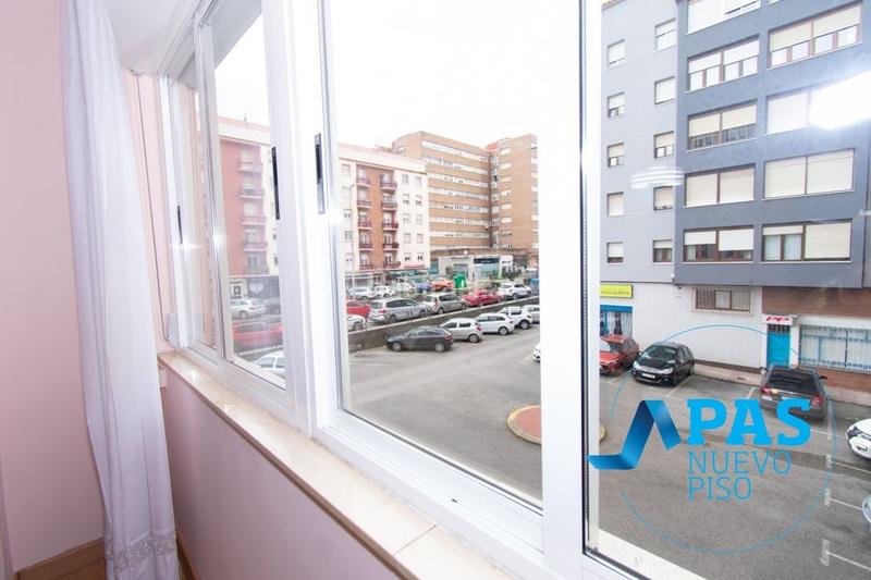 Foto 6a6a1915-81ab-4ce4-bb54-4d3453bd026b. Piso estupendo piso con terraza de 3 habitaciones en la mejor calle de Muriedas. en Camargo