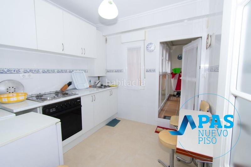 Foto a2aa255a-648c-41ce-a11c-42b4edab4a6a. Piso estupendo piso con terraza de 3 habitaciones en la mejor calle de Muriedas. en Camargo