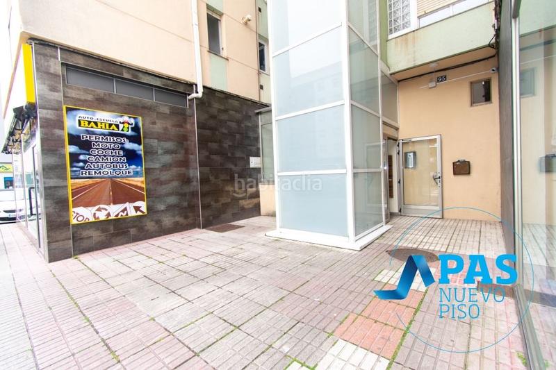 Foto e1d5e378-eee0-49cd-be1b-f4b6759a43f0. Piso estupendo piso con terraza de 3 habitaciones en la mejor calle de Muriedas. en Camargo
