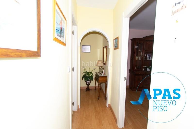 Foto fc94ed36-68bf-44e6-b673-4b0f25f7f7be. Piso estupendo piso con terraza de 3 habitaciones en la mejor calle de Muriedas. en Camargo