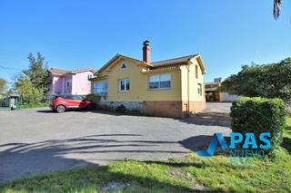 Xalet  Barrio las torcas. Maravillosa vivienda independiente de una planta con terreno en