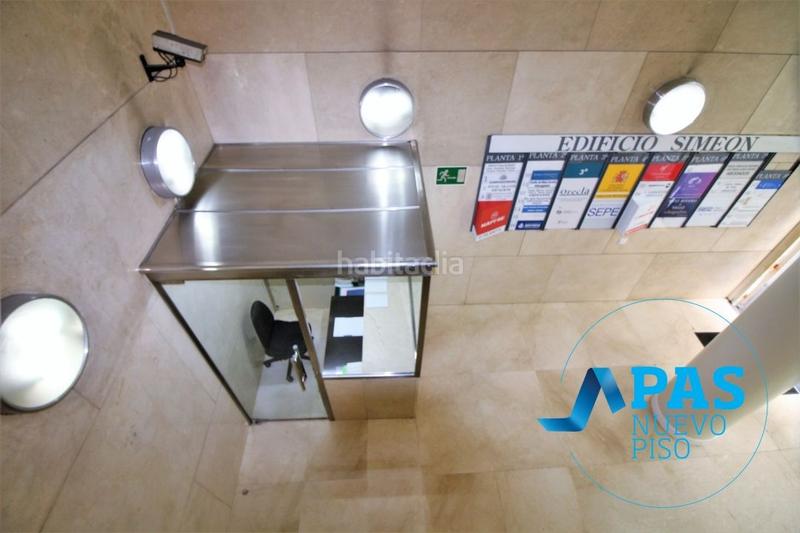 Foto 9b02bcf9-f107-4ce1-8df9-8de8fc90686b. Oficina a Centro - Ayuntamiento Santander