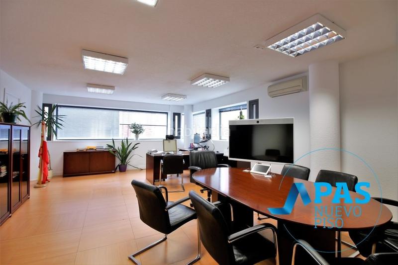 Foto d8dc4f01-deea-4d31-b655-62e086d31445. Oficina a Centro - Ayuntamiento Santander