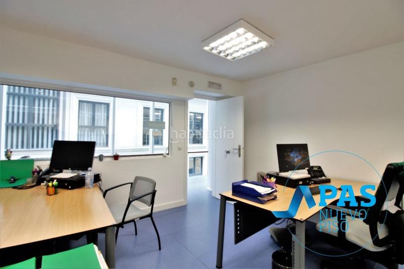 Foto ddeee57d-befe-420b-ab3f-cacbe12d0ead. Oficina a Centro - Ayuntamiento Santander