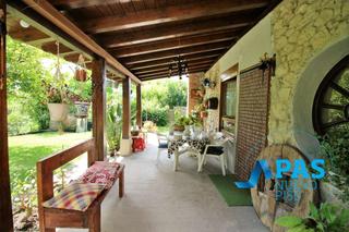 Casa  Barrio villanueva. Encantadora casa rústica en anero de tres plantas y precioso jar