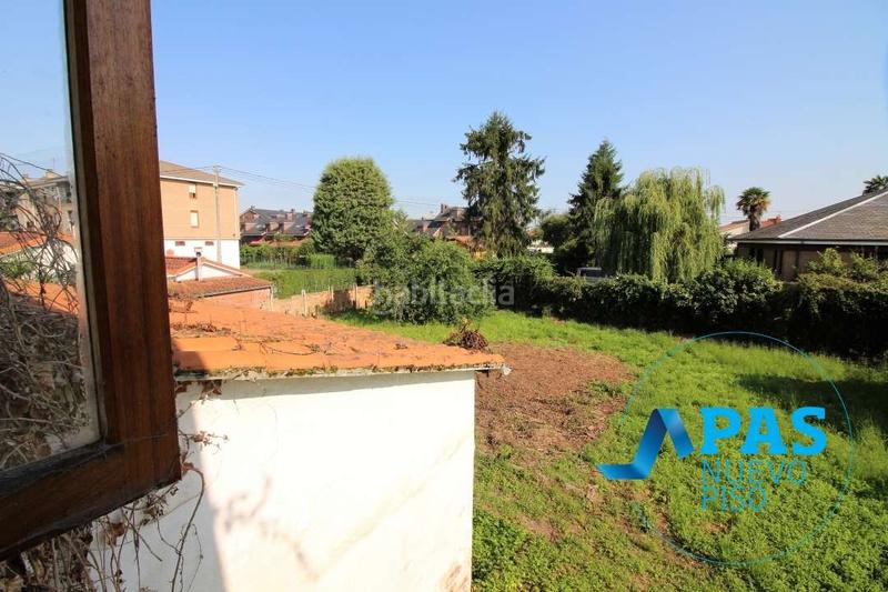 Foto 42cde061-2ab4-488c-8281-3ae18f971985. Chalet en Tanos, casa de dos plantas con preciosa finca en suelo urbano en Torrelavega