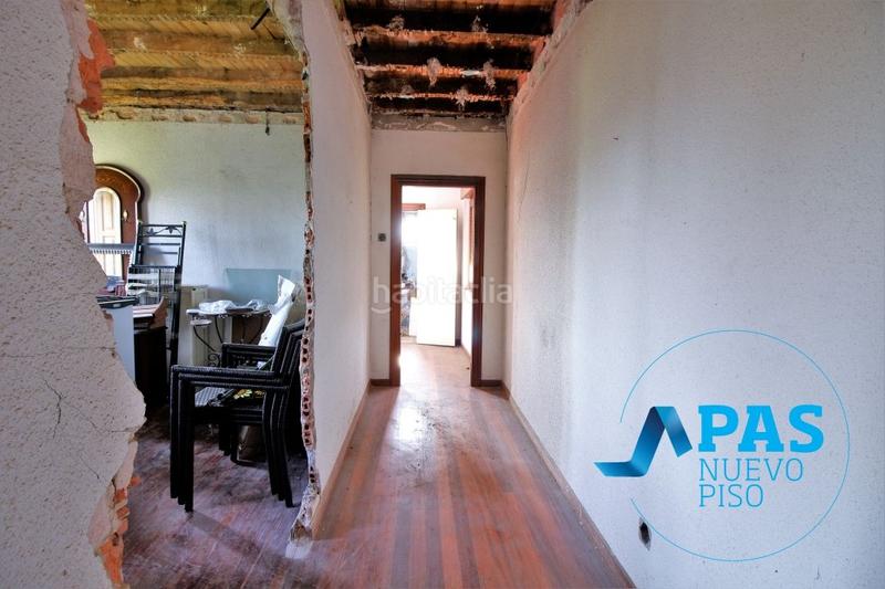 Foto 6bd9a21f-449e-4753-bb6f-04dff0aa1cd6. Chalet en Tanos, casa de dos plantas con preciosa finca en suelo urbano en Torrelavega