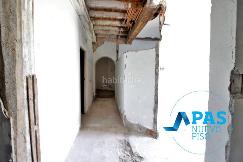 Foto d7f99835-fe4b-478c-a43e-d755acc9ef21. Chalet en Tanos, casa de dos plantas con preciosa finca en suelo urbano en Torrelavega