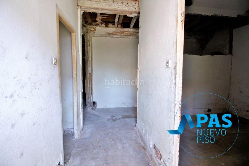 Foto df205752-47bc-4d75-bf11-ba0434b7e64f. Chalet en Tanos, casa de dos plantas con preciosa finca en suelo urbano en Torrelavega