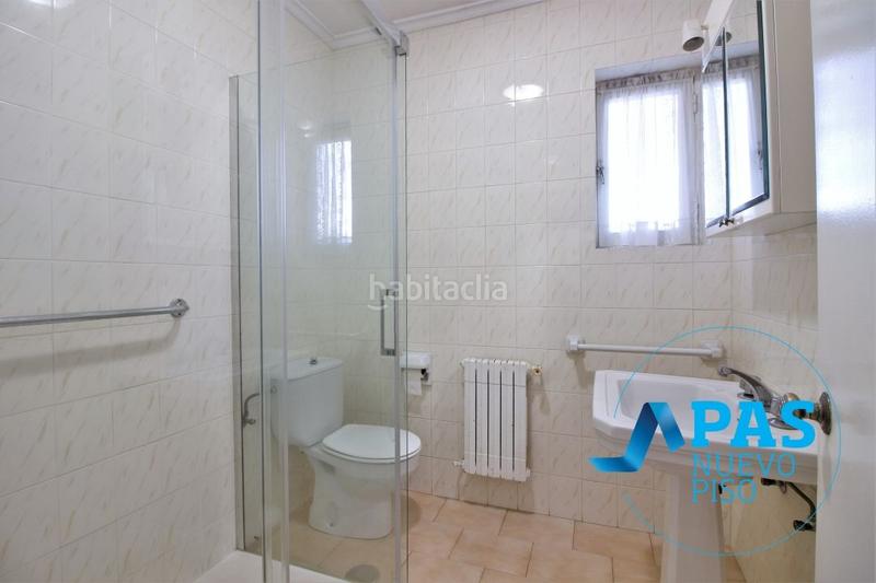 Foto ababb679-ee08-43b2-b47a-923e6185abcb. Haus mit heizung parking in Cuatro Caminos Santander