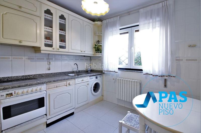 Foto dc1dbc0f-e7da-48e7-b8a9-c58de536dc35. Haus mit heizung parking in Cuatro Caminos Santander