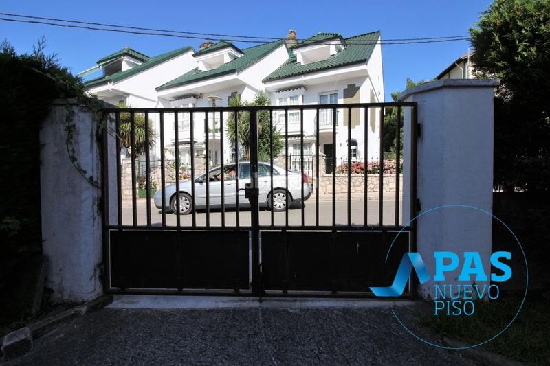 Foto ed36e4ef-04a3-4cf5-bb63-6fa1184c93d4. Haus mit heizung parking in Cuatro Caminos Santander