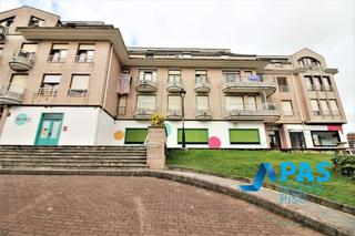 Duplex  Calle la industria. El astillero, prximo al parque de la cantbrica. dplex con ter