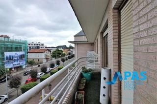 Duplex  Calle la industria. El astillero, próximo al parque de la cantábrica. dúplex con ter