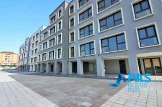 Alquiler Piso  Calle manuel ruiz de quevedo. Piso de 2 habitaciones en alquiler a estrenar en peñacastillo!!