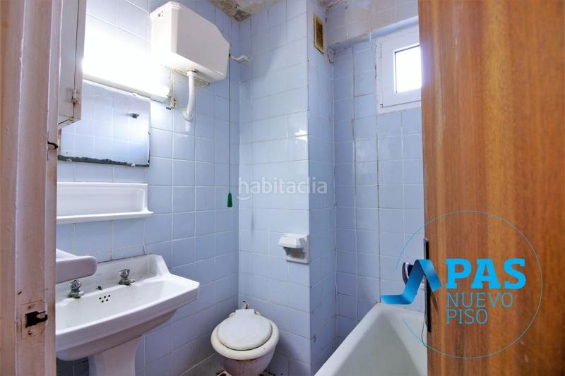 Foto 3bd90bb1-4078-4062-bf62-bb0c4175c0c8. Piso puertochico en venta piso de tres dormitorios, junto a reina victoria y próximo a la bahía en Santander