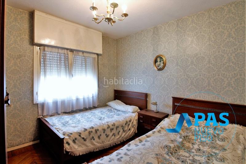 Foto 3dc8d29e-2b06-4be4-a970-66d80dfff562. Piso puertochico en venta piso de tres dormitorios, junto a reina victoria y próximo a la bahía en Santander