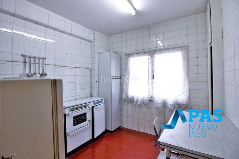 Foto 4e805738-e650-4d7d-81be-0404a6d4bd95. Piso puertochico en venta piso de tres dormitorios, junto a reina victoria y próximo a la bahía en Santander