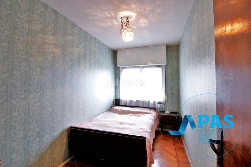 Foto 635a12a9-2fa2-4b4e-bc96-6030a41d3785. Piso puertochico en venta piso de tres dormitorios, junto a reina victoria y próximo a la bahía en Santander