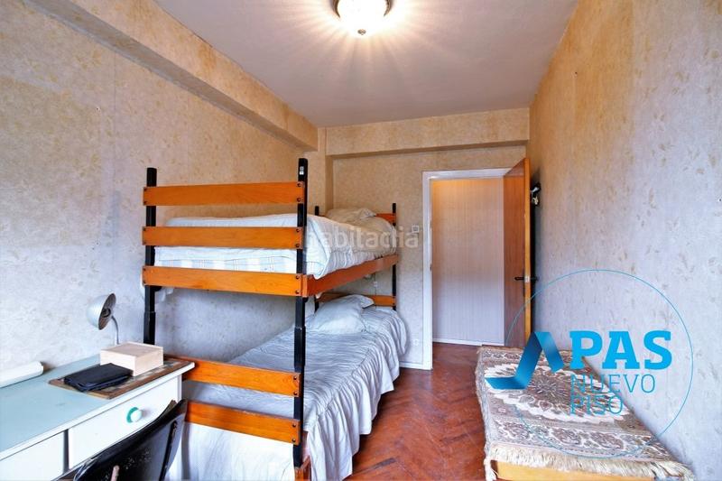 Foto ce5aa99f-3add-4d16-ab25-cbbdefa5537c. Piso puertochico en venta piso de tres dormitorios, junto a reina victoria y próximo a la bahía en Santander