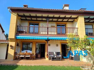 Lloguer Casa  Barrio san josé. Boo de piélagos en alquiler para fijo chalet con jardín. amuebla