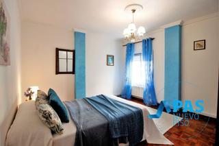 Pis  Calle casimiro sainz. En torrelavega, piso en esquinazo con ascensor