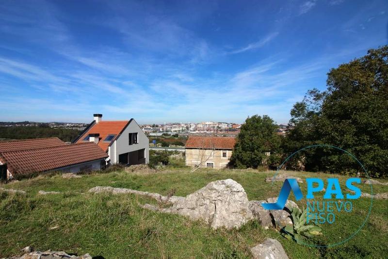 Foto 33978978-e20e-49c0-8582-8adbd5e5e220. Terreno residenziale in Villaescusa