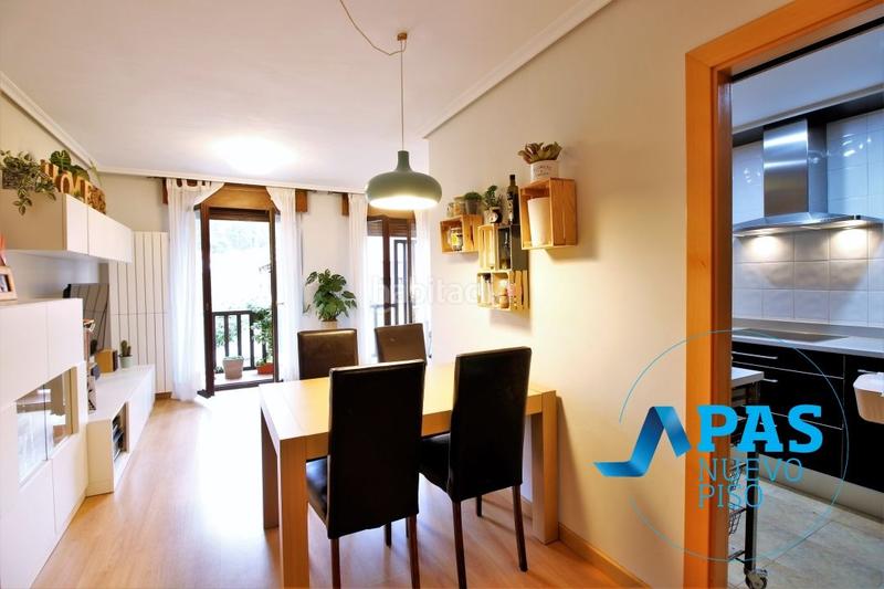 Foto ecf10a6c-d6da-459c-bb32-965bb3478648. Pis amb calefacció aparcament a Mortera Piélagos