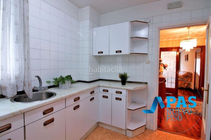 Foto 10cc7964-a227-459e-a3ed-4460ec3d3b65. Appartamento con riscaldamento in Numancia - San Fernando Santander