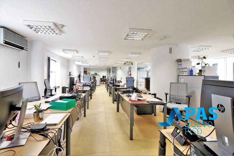 Foto 5b7e7b83-0a2b-491f-b1c0-e5e92a01b9f0. Miete büro in Centro - Ayuntamiento Santander