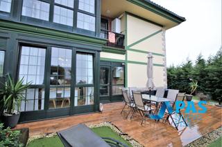 Appartement  Calle helguera. Próximo a cabárceno precioso piso de tres dormitorios, situado e