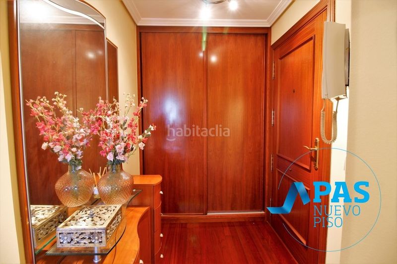 Foto c963e55d-9988-48a4-9ad1-f1cc607b051d. Pis amb calefacció aparcament a Cuatro Caminos Santander