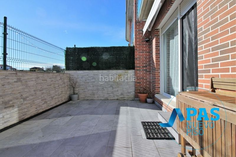 Foto 872d6887-1656-4601-bf4f-bc09b76fc271. Casa amb calefacció aparcament a Polanco