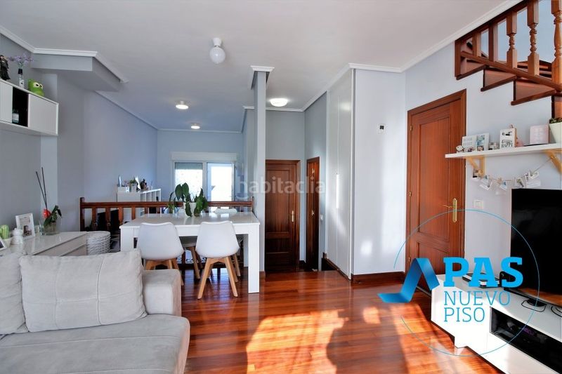 Foto 9aa7d4dd-73b5-4c5e-8cf8-90169a806042. Casa amb calefacció aparcament a Polanco