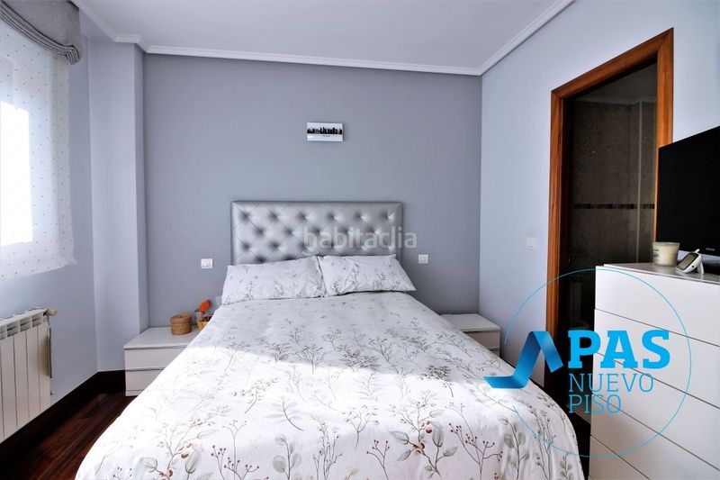 Foto c7e897a9-9cd6-477e-a6ae-6dcf17b617d6. Casa amb calefacció aparcament a Polanco