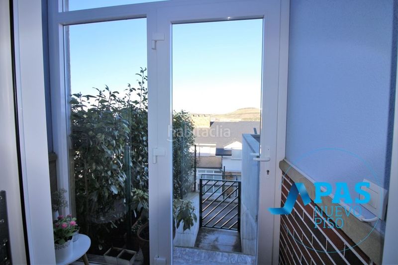 Foto e592cad6-4d45-4fe1-bd69-8971abe0764c. Casa amb calefacció aparcament a Polanco