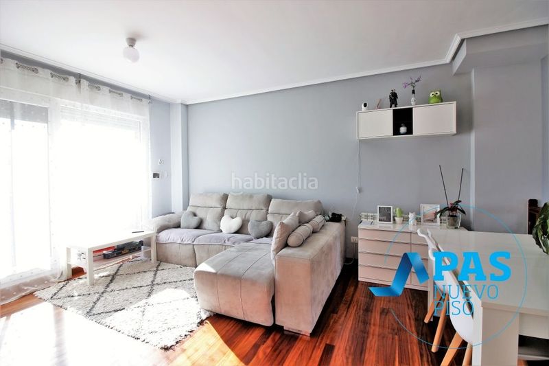 Foto edcba3de-ae1e-4fa2-b72a-90e56ec14c0e. Casa amb calefacció aparcament a Polanco