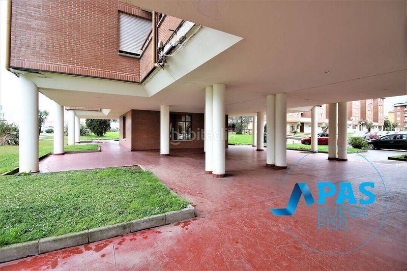 Foto 3d90284c-82dd-4bd2-9c4b-53d95fcedc00. Pis amb calefacció aparcament a Peñacastillo - Nueva Montaña Santander