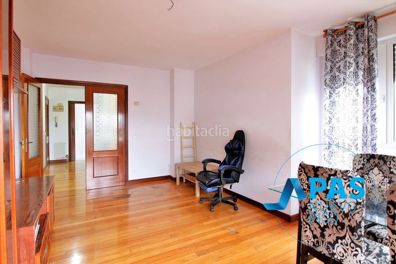 Foto 4f32c988-0621-4654-93e2-ad1de5a74a81. Pis amb calefacció aparcament a Peñacastillo - Nueva Montaña Santander