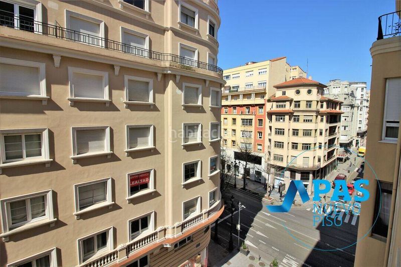 Foto ea8031ca-dfe1-4d6f-ac39-2383bc43d4f1. Pis amb calefacció a Centro - Ayuntamiento Santander